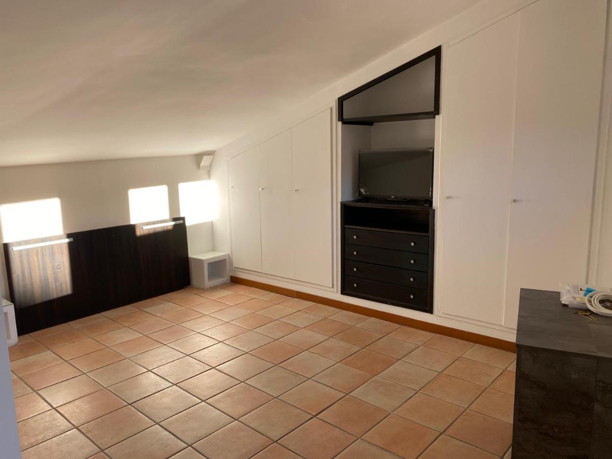 Frascati Roof 2公寓 外观 照片